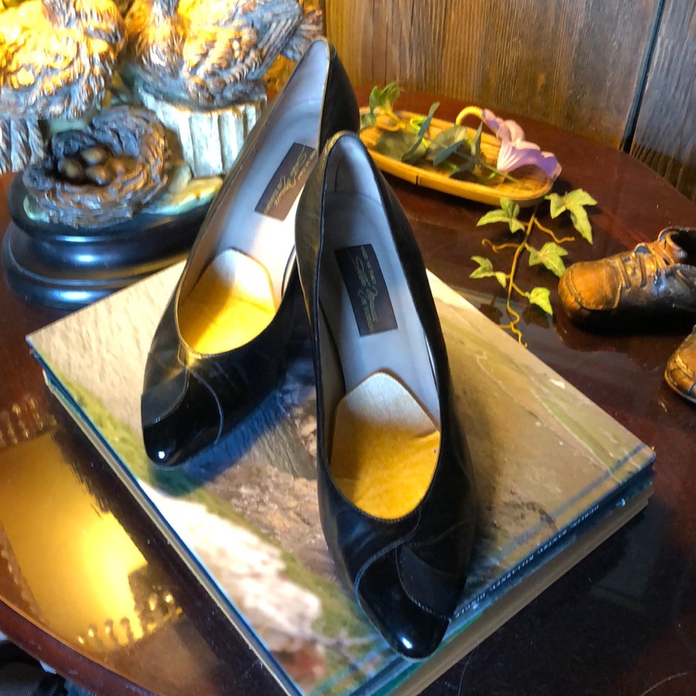 Sesto Meucci  black leather pump
